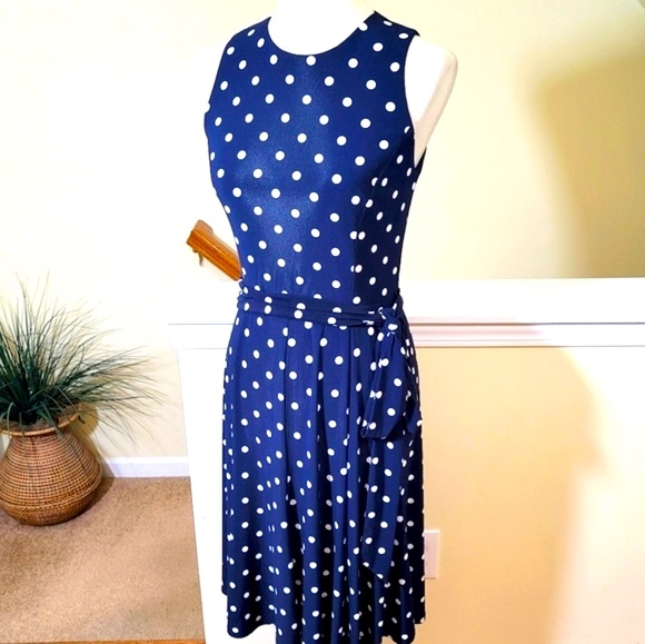 Ralph Lauren Belted Sleeveless Dress - Picture 5 of 8